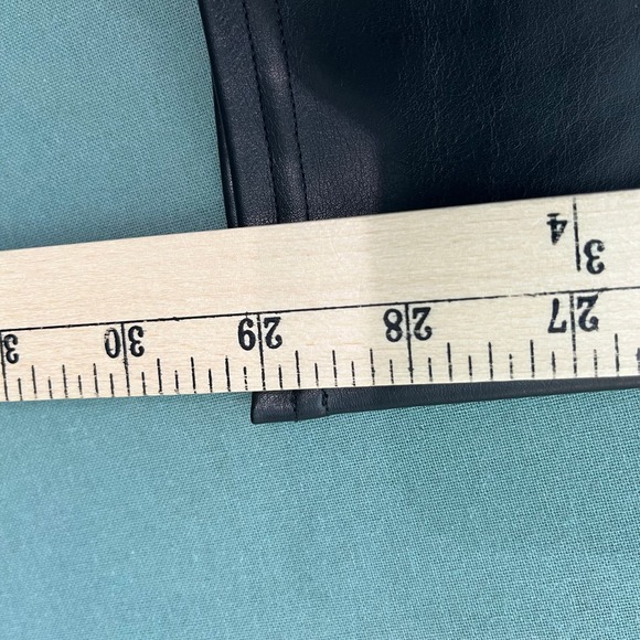 Red Hot Spanx Leggings Womens Large Black Faux Leather Pull On High Rise Stretch - Picture 7 of 10